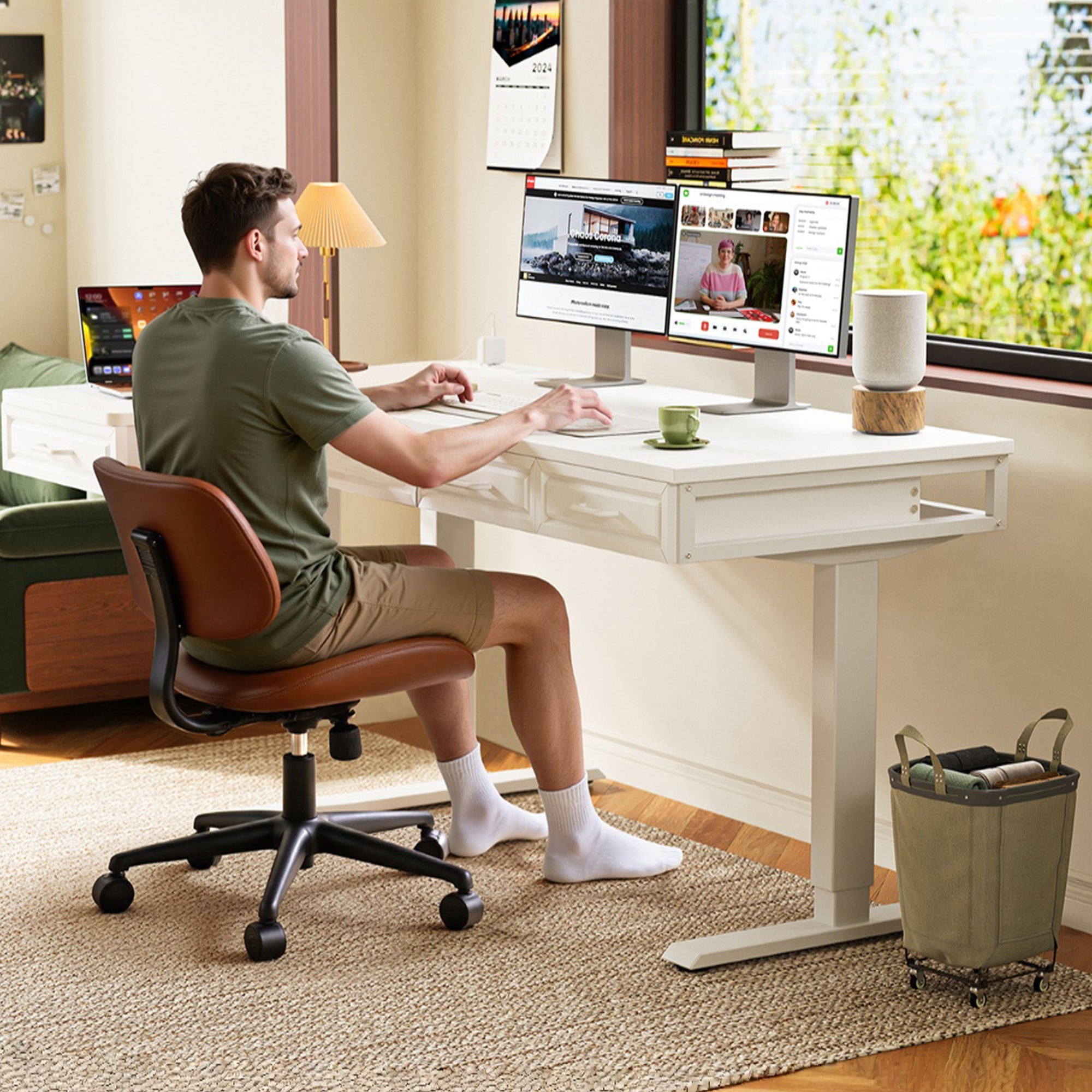 Designed for those who value both work and life balance, this height adjustable desk is perfect for promoting a healthy and active office lifestyle, whether for home or professional use.
